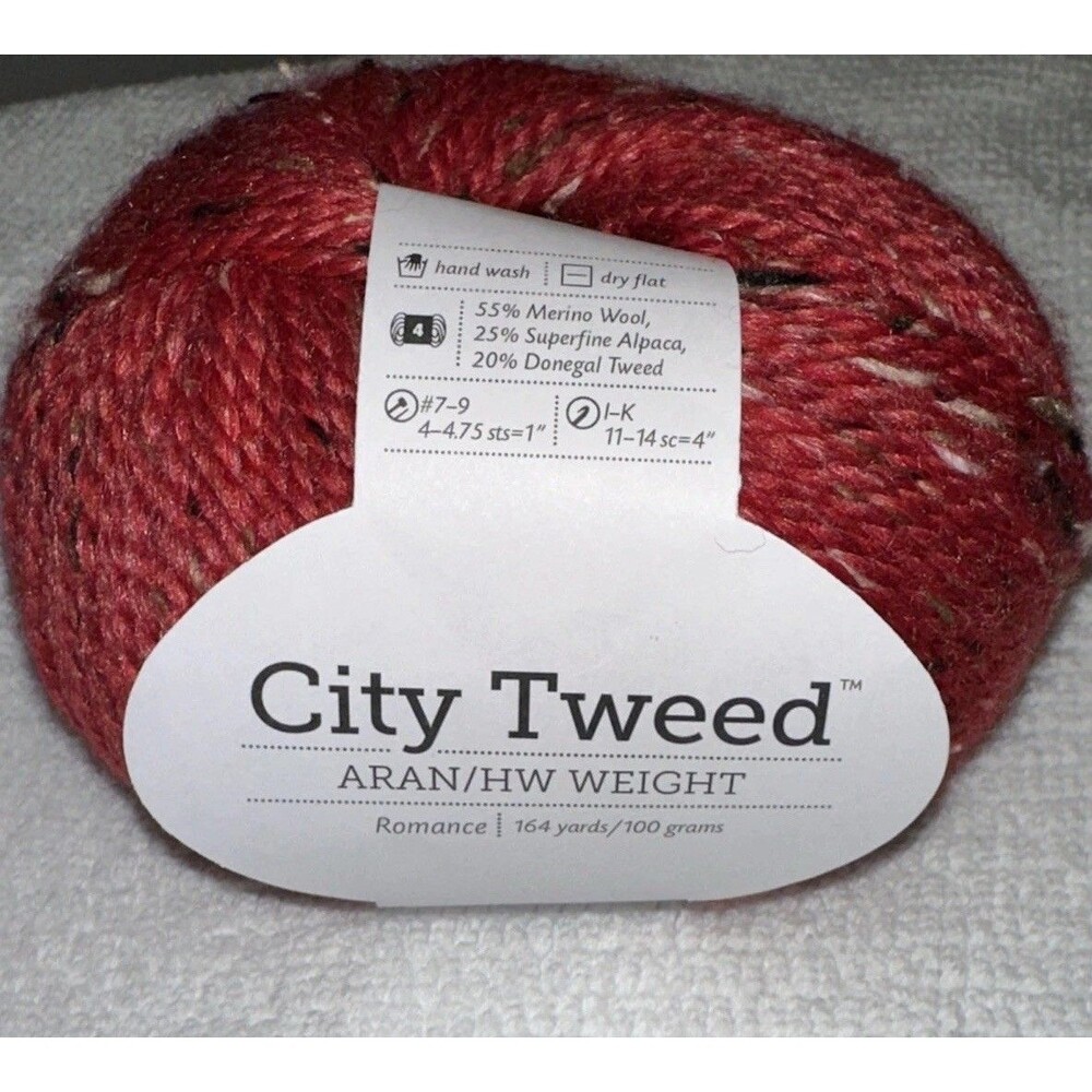 Knit Picks City Tweed Yarn, Romance Red 100 G Aran/HW Color C103 Lot 7E9709